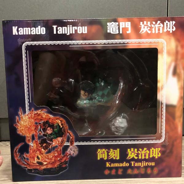 Mô hình Kamado Tanjiro Hỏa Xa 30 cm - Kimetsu No Yaiba (Có LED)