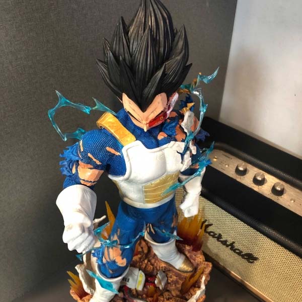 Mô hình Siêu Phẩm Vegeta 3 đầu cực nét có LED USB 55 cm - Dragon Ball