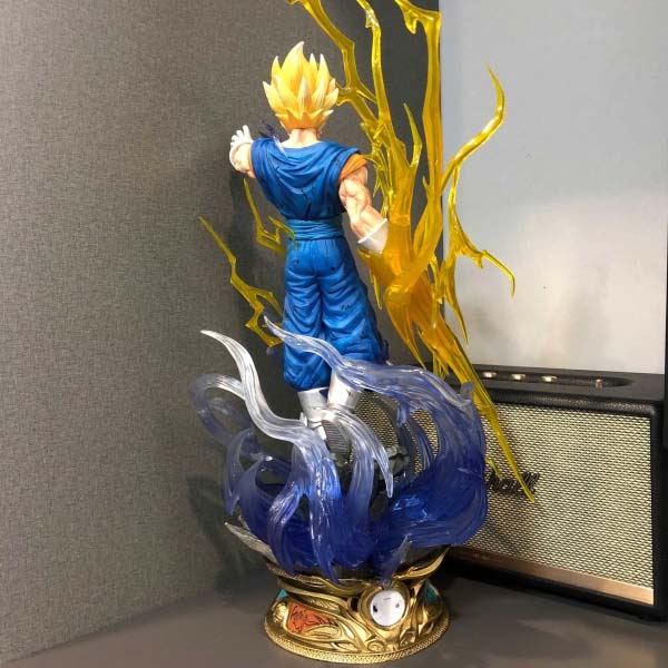 Siêu phẩm mô hình Vegito 3 đầu + 1 bán thân 58cm có LED - Dragon Ball