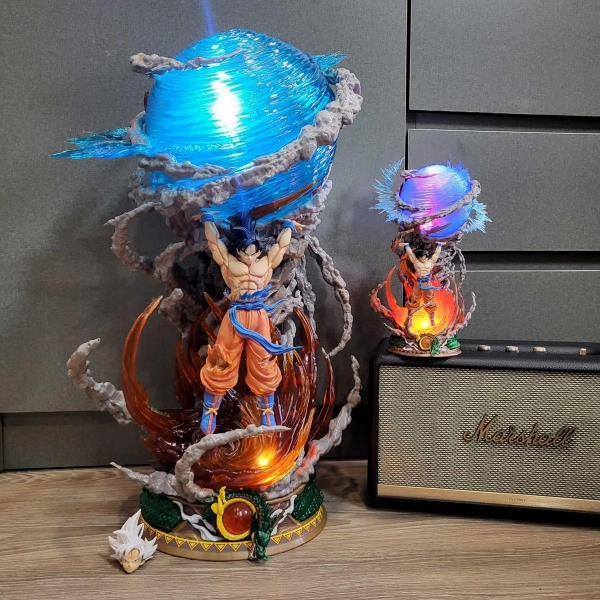 Mô hình Siêu to Son Goku nâng cầu 60 cm có LED - Dragon Ball