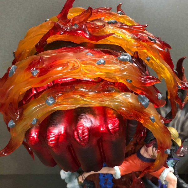 Mô hình Luffy Red Rock 60 cm có LED - One Piece