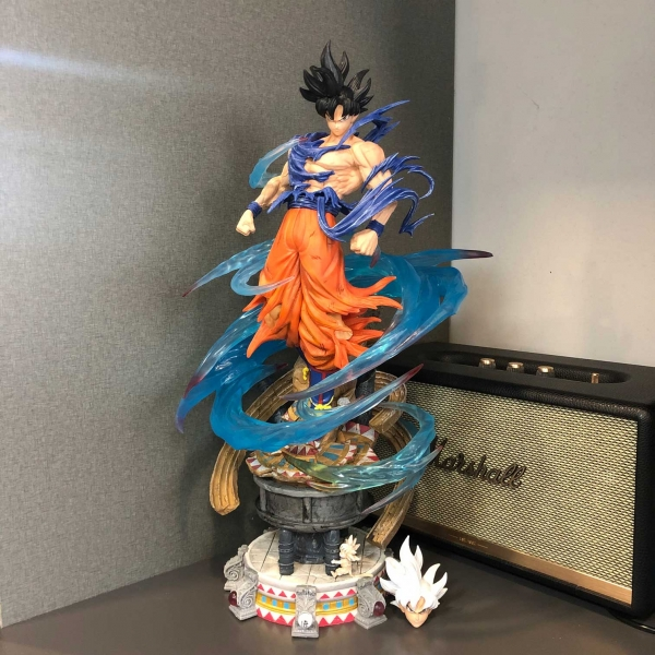 Mô hình Son Goku bản năng vô cực 49 cm - Dragon Ball