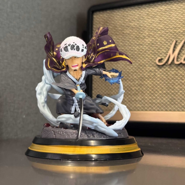 Mô hình Trafalgar Law chiến đấu 9 cm - One Piece