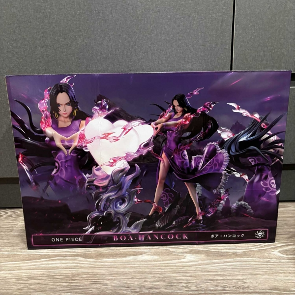 [Bản Full] Mô hình Boa Hancock bắn tim 25 cm có LED - One Piece