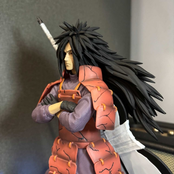 Mô hình Uchiha Madara 42 cm có LED - Naruto