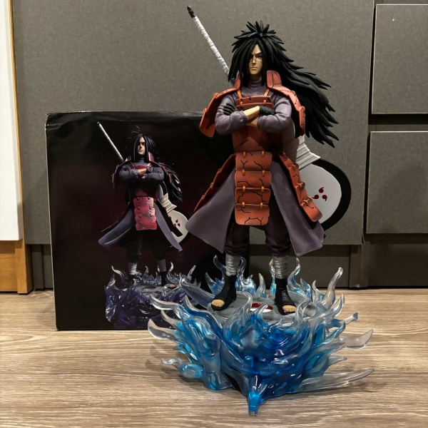 Mô hình Uchiha Madara 42 cm có LED - Naruto