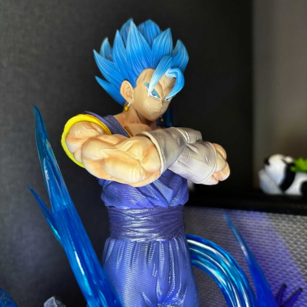 Mô hình Vegito khoanh tay YS studio 30 cm có LED - Dragon Ball