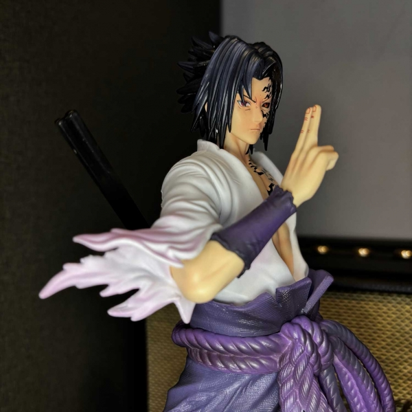 Mô hình Sasuke 31 cm có đế - Naruto
