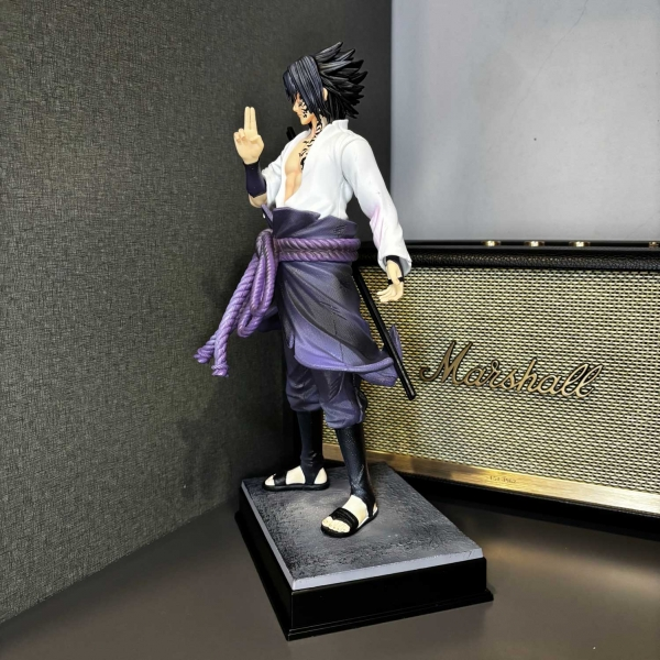 Mô hình Sasuke 31 cm có đế - Naruto