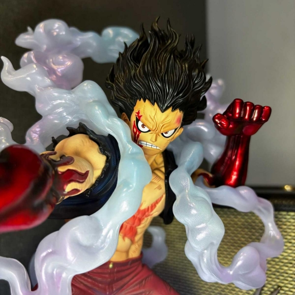 Mô hình Luffy Snake Man 32 cm có LED - One Piece