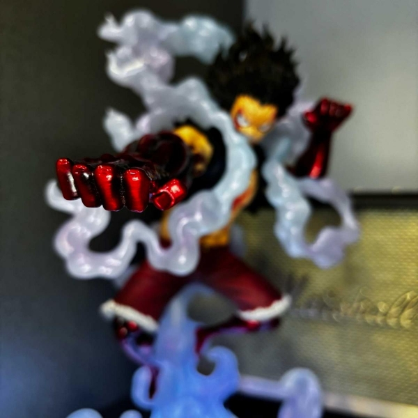 Mô hình Luffy Snake Man 32 cm có LED - One Piece