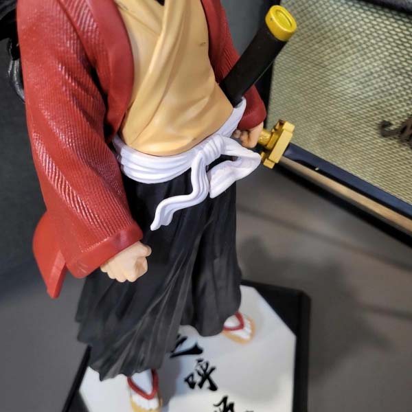 Mô hình Kiếm Sĩ Mạnh Nhấ.t Tsugikuni Yoriichi 30cm - Kimetsu No Yaiba