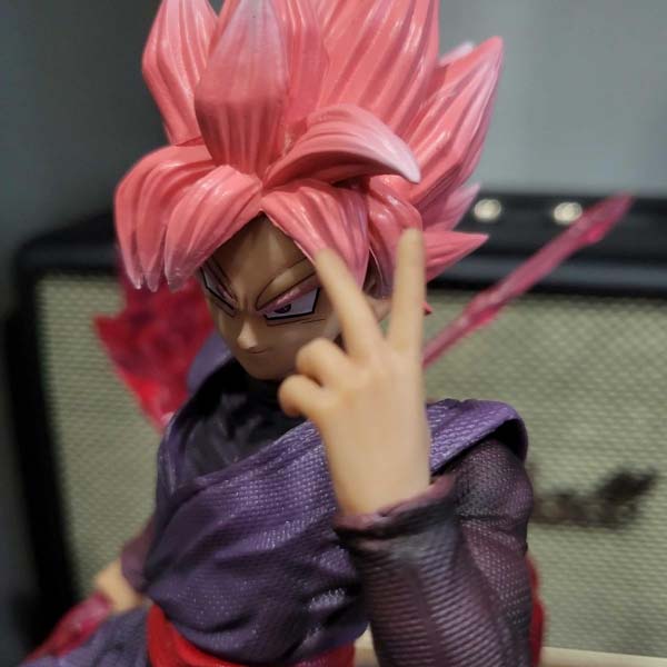 Mô hình Black Goku Super Saiyan Rose 28 cm có LED - Dragon Ball