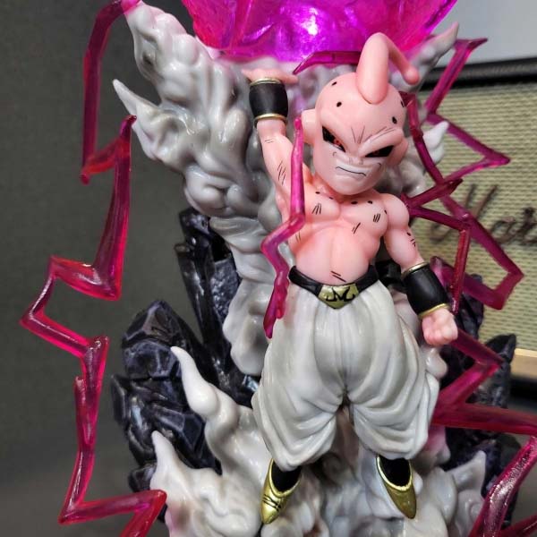 Mô hình Majin Buu (Ma Bư Ốm) nâng cầu có LED 25 cm - Dragon Ball