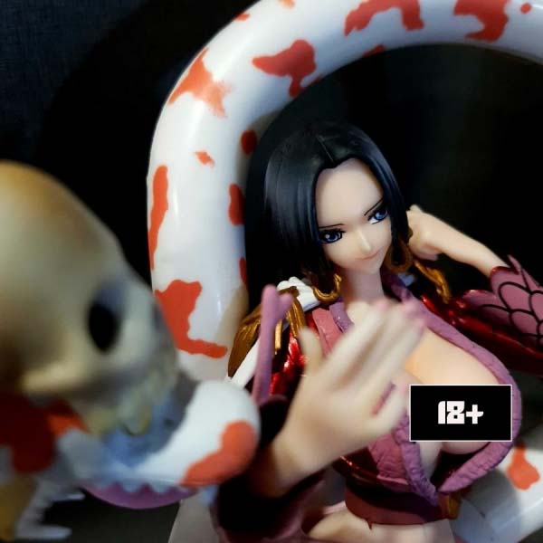 Mô hình Boa và Salome 21 cm - One Piece