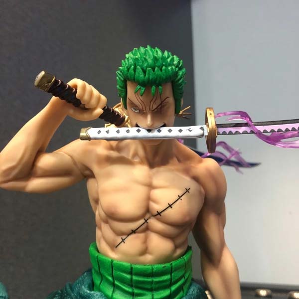 Mô hình Zoro 37 cm có LED - One Piece