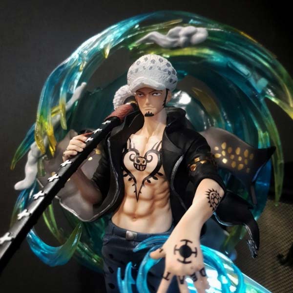 Mô hình Trafalgar Law 41 cm có LED - One Piece