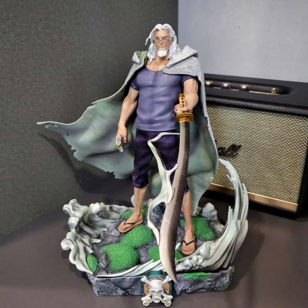 Mô hình Silver Rayleigh siêu nét 34 cm - One Piece