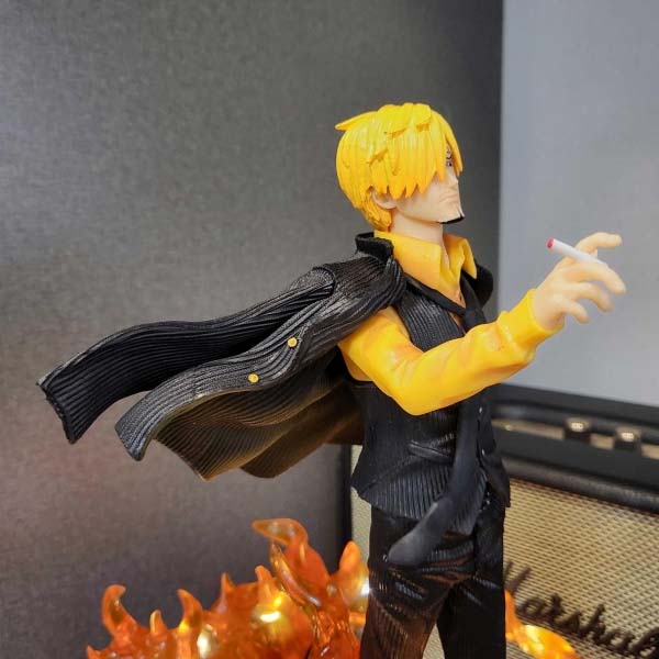 Mô hình Sanji vest đen 40 cm có LED (usb) - One Piece