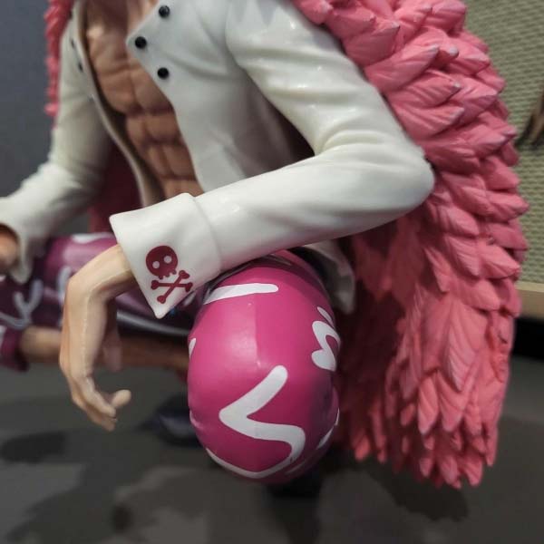 Mô hình Doflamingo 16 cm - One Piece