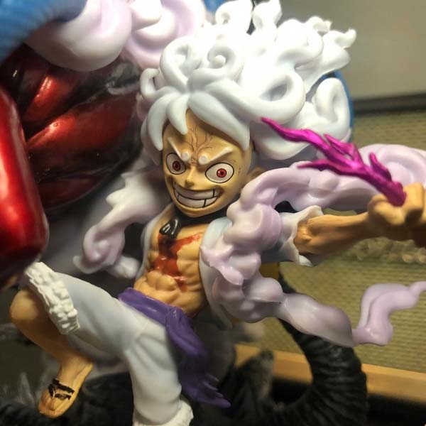 Mô hình Luffy vs Kaido 20 cm có LED - One Piece