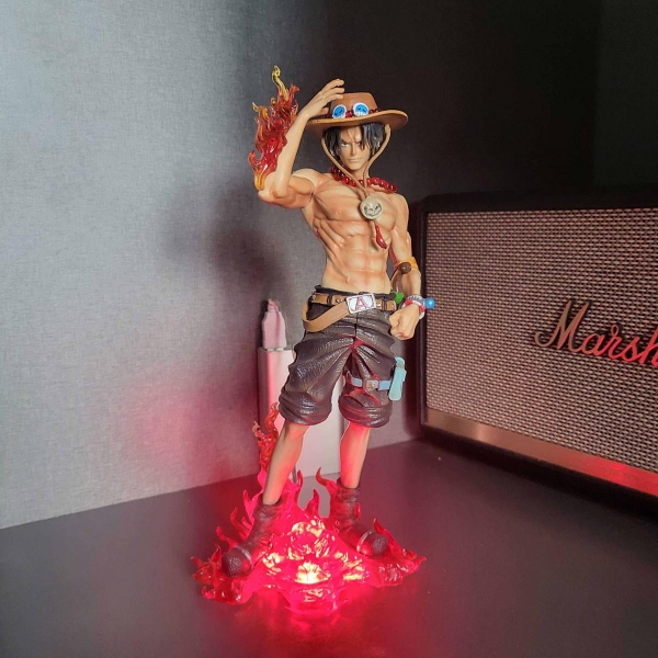 Mô hình Ace mẫu mới 24 cm có LED usb - One Piece