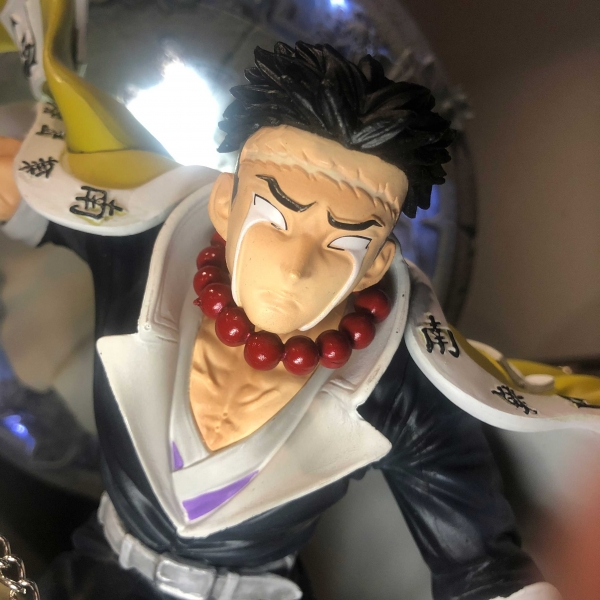 Mô hình Nham Trụ Himejima Gyoumei 41 cm có LED - Kimetsu No Yaiba