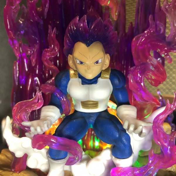 Mô hình Vegeta SSJ nổi giận 15 cm LED usb - Dragon Ball