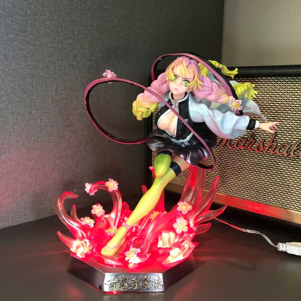 Mô hình Luyến Trụ Mitsuri 21 cm có LED - Kimetsu No Yaiba