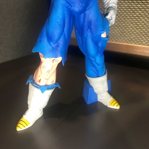 Mô hình Vegeta nổi giận 20 cm - Dragon Ball