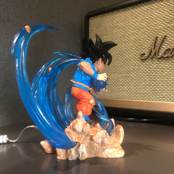 Mô hình Son Goku nổi giận 15 cm có LED - Dragon Ball