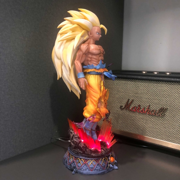 Mô hình Son Goku SSJ 3 kèm 2 bán thân 35 cm có LED - Dragon Ball