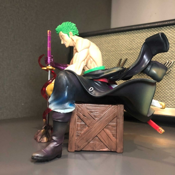 Mô hình Zoro ngồi 15 cm 2 đầu - One Piece