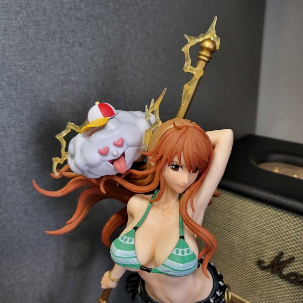 Mô hình Nami và Zues 37 cm - One Piece