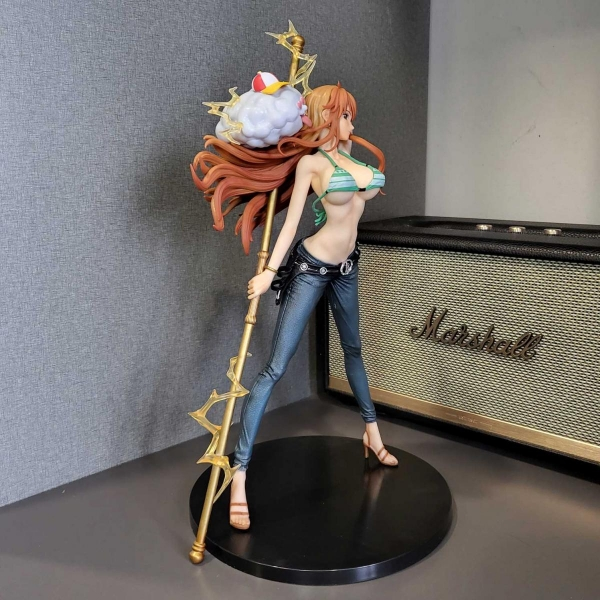 Mô hình Nami và Zues 37 cm - One Piece