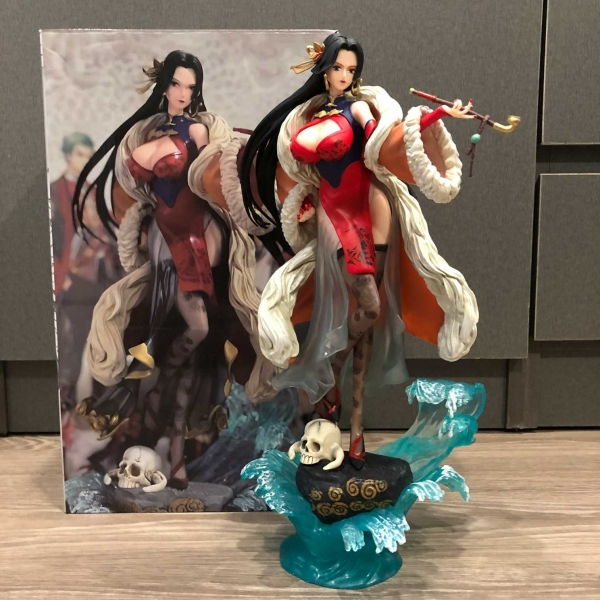 Mô hình Boa Hancock trung hoa 35 cm - One Piece