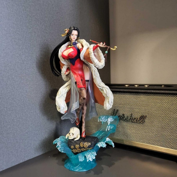 Mô hình Boa Hancock trung hoa 35 cm - One Piece