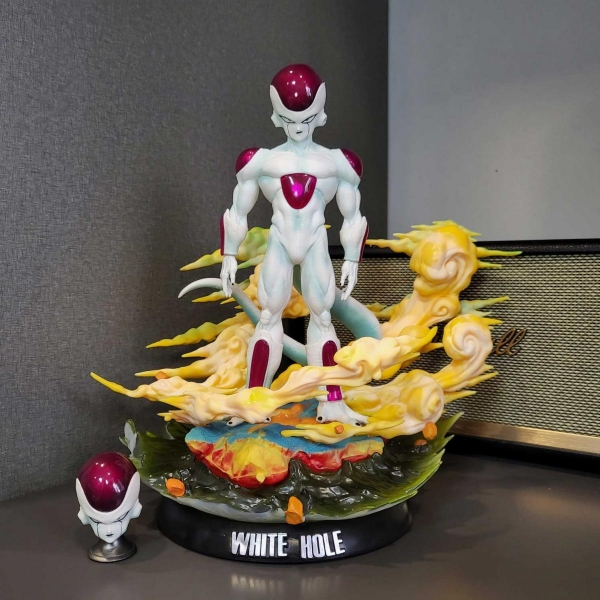 Mô hình Frieza siêu ngầu 2 đầu 31 cm có LED - Dragon Ball