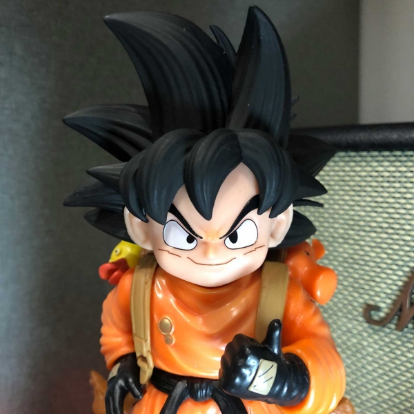 Mô hình Son Goku kid 22 cm có LED - Dragon Ball