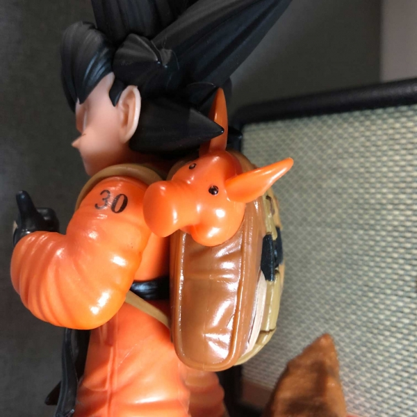 Mô hình Son Goku kid 22 cm có LED - Dragon Ball