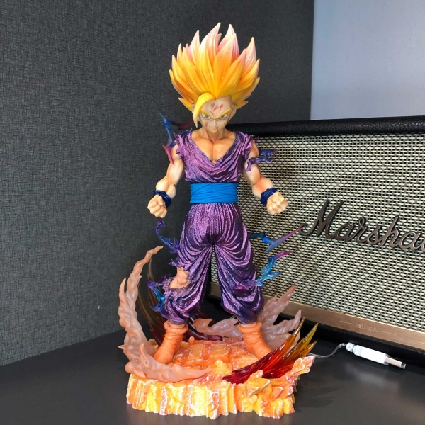 Mô hình Gohan nổi giận 25 cm có LED - Dragon Ball