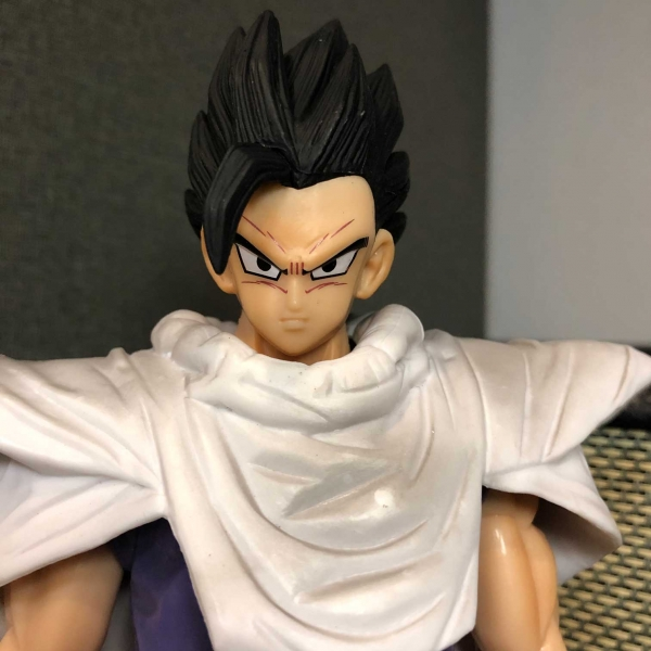 Mô hình Gohan áo choàng 26 cm - Dragon Ball