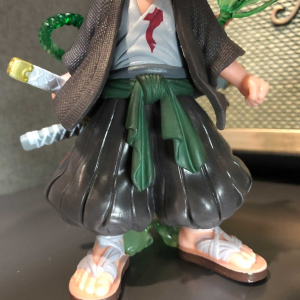 Mô hình Zoro siêu kute 14 cm - One Piece