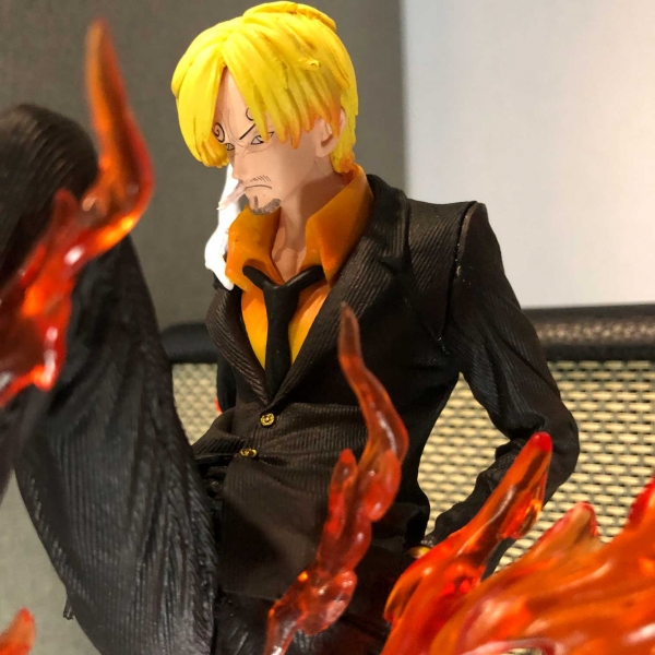 Mô hình Sanji hắc cước 28 cm - One Piece