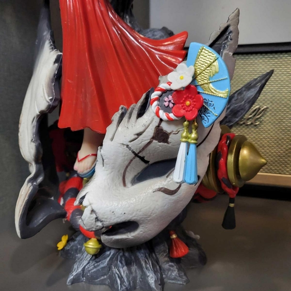 Mô hình Yamato siêu nét 45 cm - One Piece