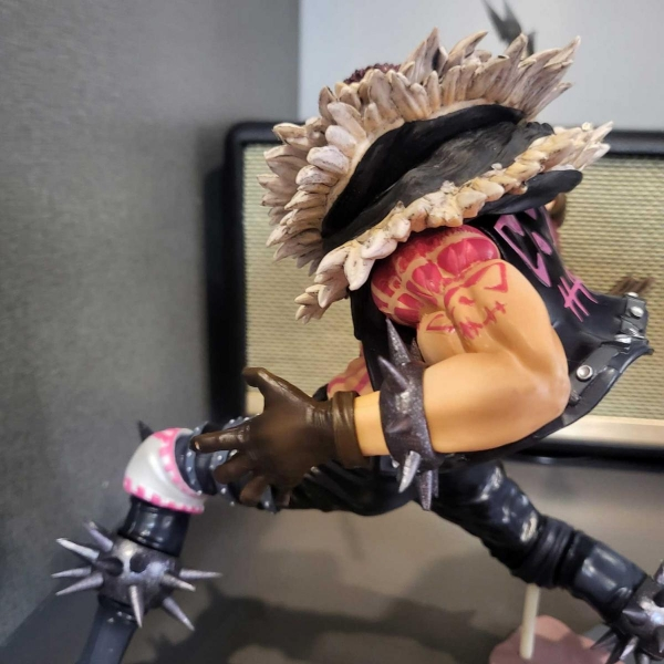 Mô hình Katakuri siêu ngầu 25 cm  - One Piece