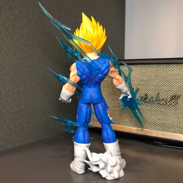 Mô hình Vegeta chiến đấu 26 cm - Dragon Ball