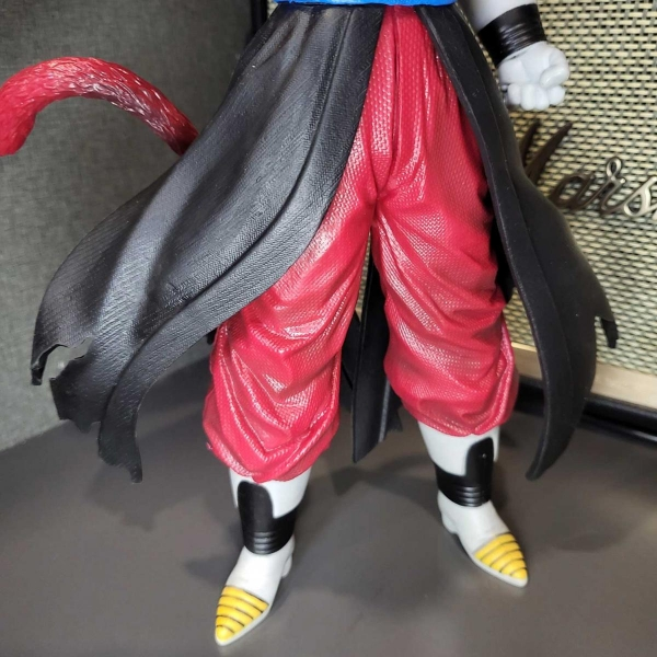 Mô hình Vegito ssj4 cầm ngọc 30 cm - Dragon Ball