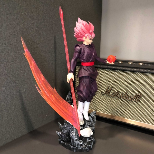 Mô hình Black Goku SS Rose 38 cm