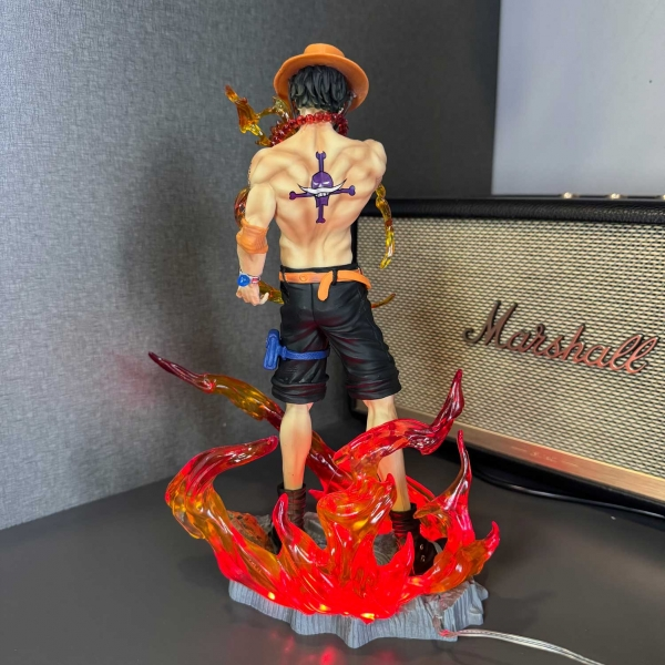 Mô hình Ace Hỏa Quyền kèm bán thân 27 cm có LED - One Piece